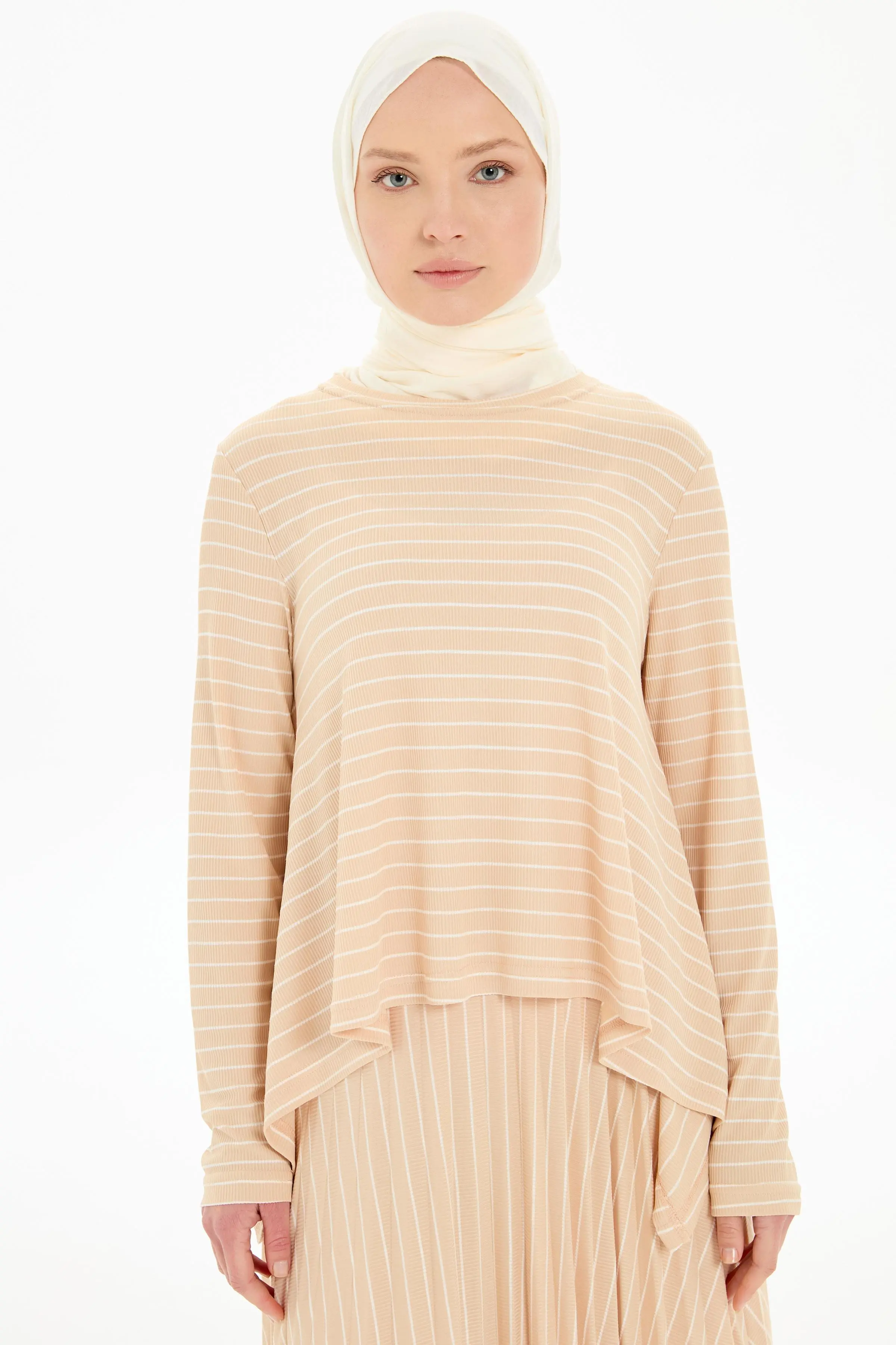 Asimetrik Kesim Bluz Plisoley Etekli Çizgili Takım - Bej - Image 3