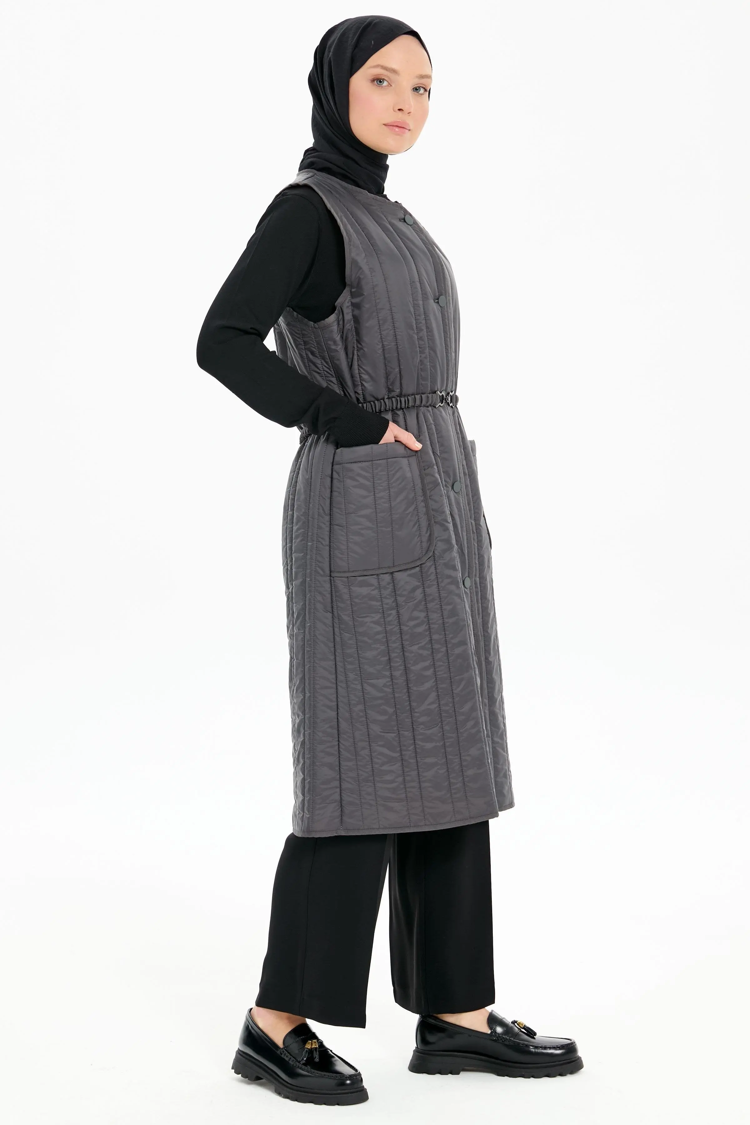 Biye Detaylı Kapitone Yelek - Füme - Image 3