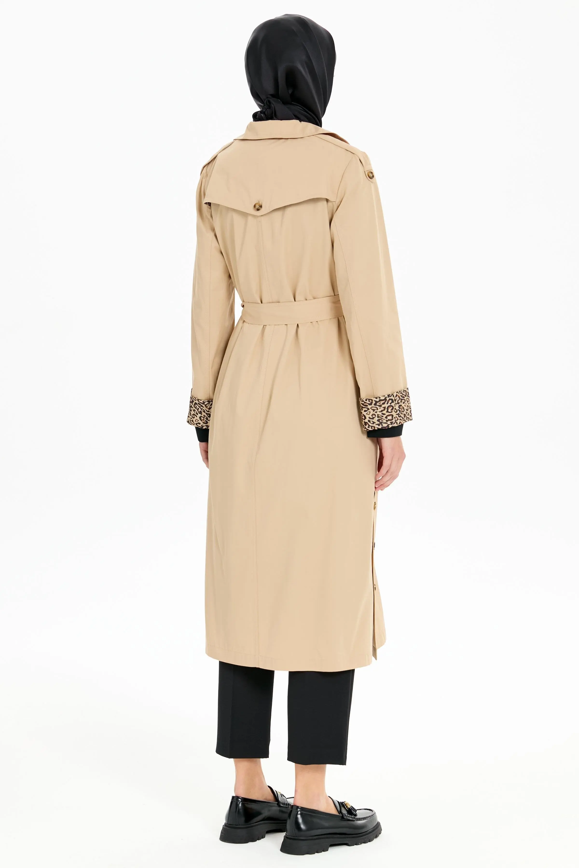 Leopar Garnili Yırtmaç Detaylı Trençkot - Bej - Image 4